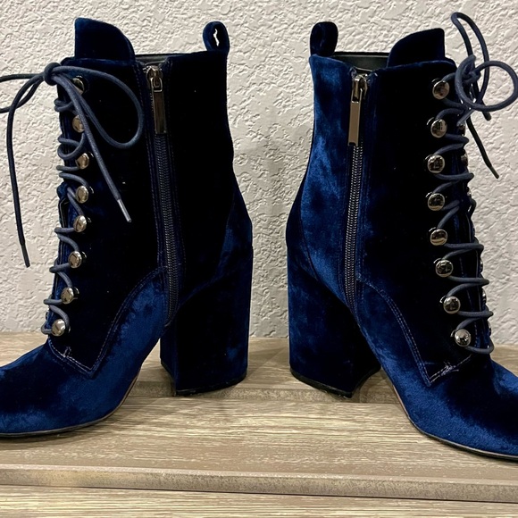 Kendall and Kylie Navy boots sz 6.5 - Picture 2 of 10